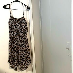 No Boundaries sleeveless sheer dress for juniors. Sz M (7-9)